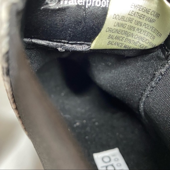 New! Blondo Emelia Snakeskin Bootie - Picture 9 of 12